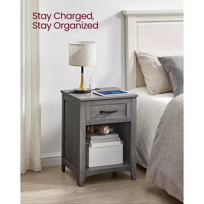 Ensemble de 2 tables de chevet de style campagne avec station de recharge USB, tiroir et étagère ouverte, pour la décoration intérieure, gris brume