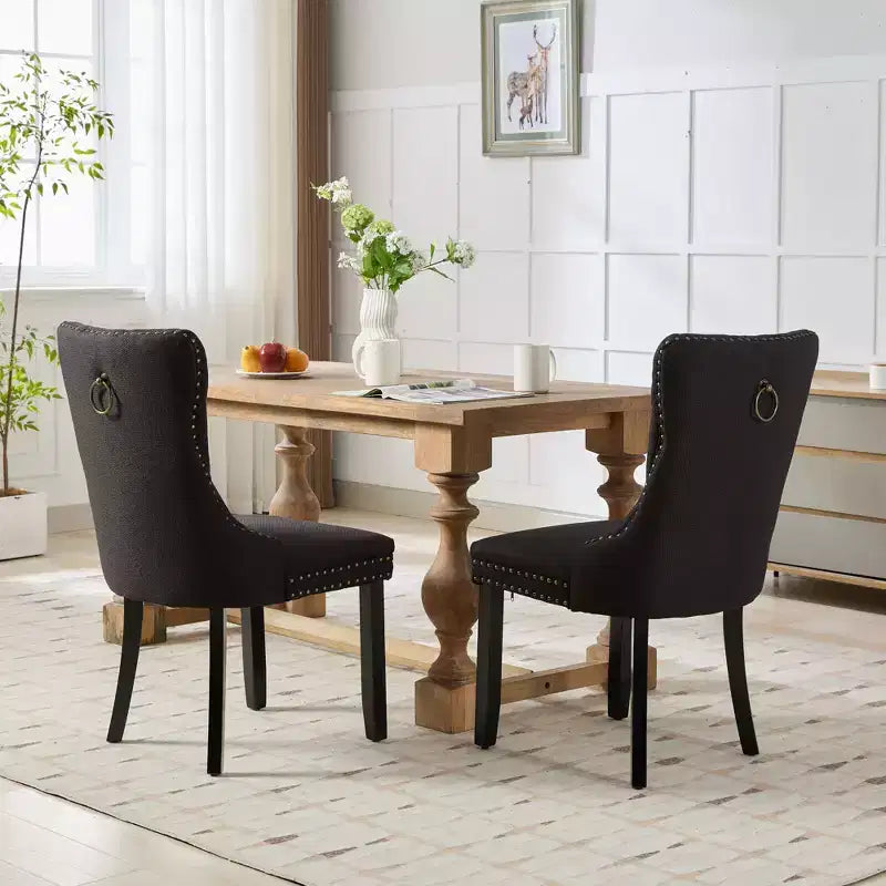 Lot de 2 chaises de salle à manger contemporaines haut de gamme en bois massif, rembourrées de lin, capitonnées, avec pieds en bois et garniture de clous décoratifs