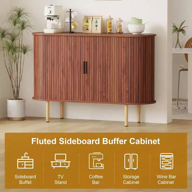 Aparador estriado de 47 con puertas corredizas, moderno armario de almacenamiento de madera con estantes ajustables para sala de estar, cocina y comedor