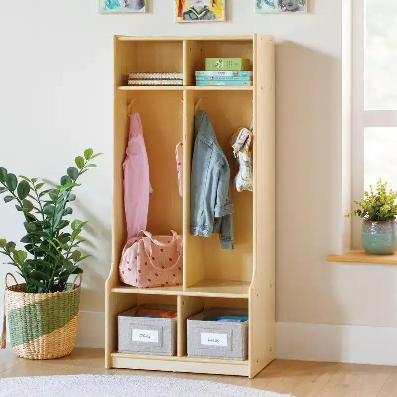 Casillero de almacenaje de madera con 2 secciones y asiento tipo banco para el aula, organizador infantil con compartimentos, estantes y ganchos para abrigos