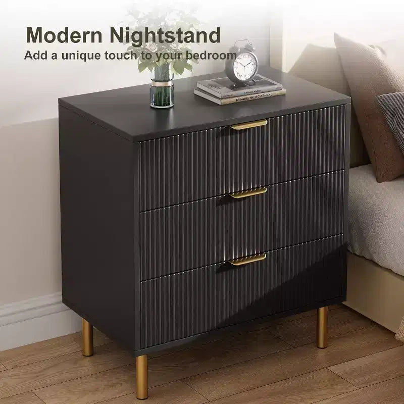 Commode moderne à 3 tiroirs - poignées dorées et grand espace de rangement pour chambre et salon